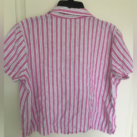 Universal Threads purple/pink and white striped collared crop top large - Picture 3 of 3